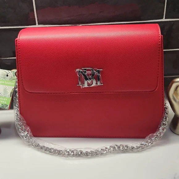 Badgley Mischka Red Shoulder Bag with Silver Chain - Picture 1 of 8